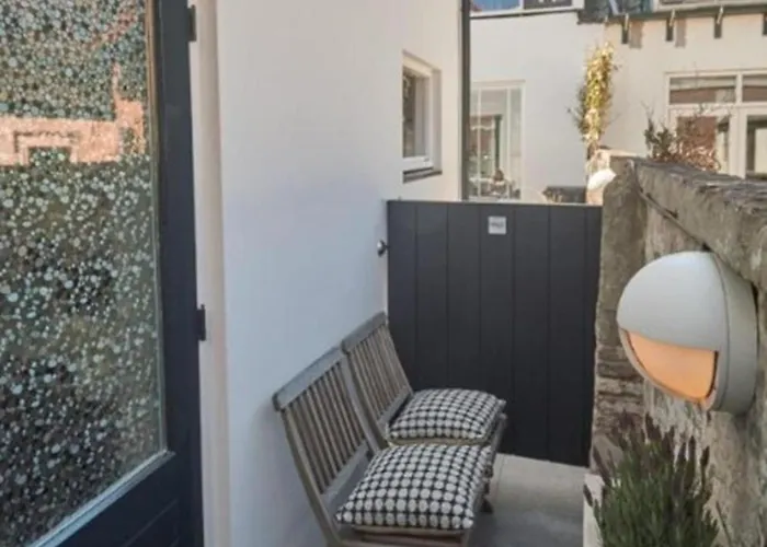 Have E Stay! - Juul 18, Free Parking Noordwijk